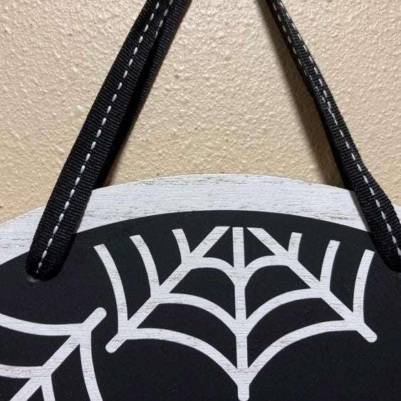 It's Just a Bunch of Hocus Pocus, Round Halloween Sign, close up of ribbon