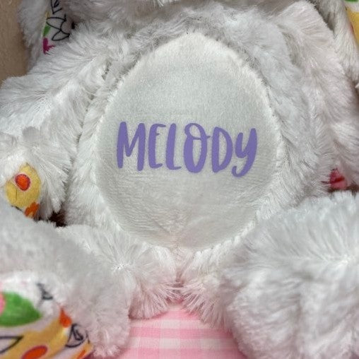 Personalized Bunnies 11", close up of name