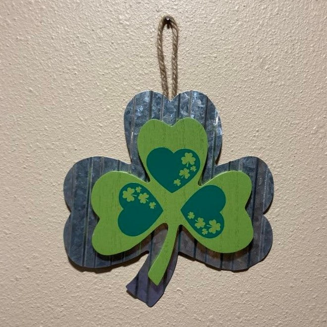 Shamrock Decoration, hearts